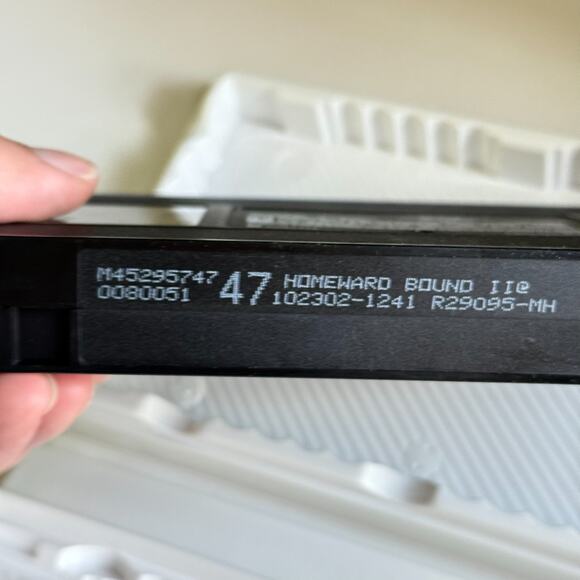 Homeward Bound II Lost In San Francisco VHS FACTORY SEALED Disney T34 - Picture 4 of 4